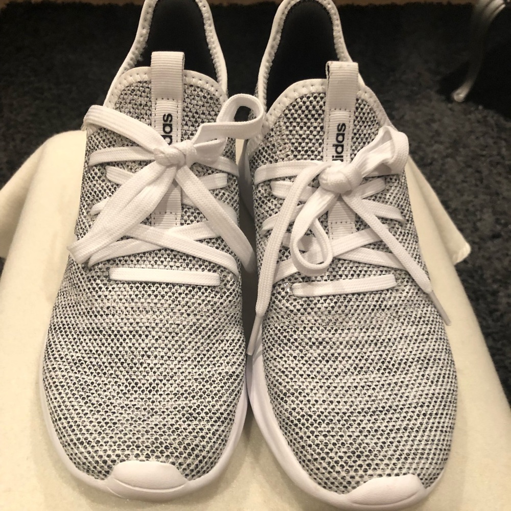 Adidas Sneakers 8.5